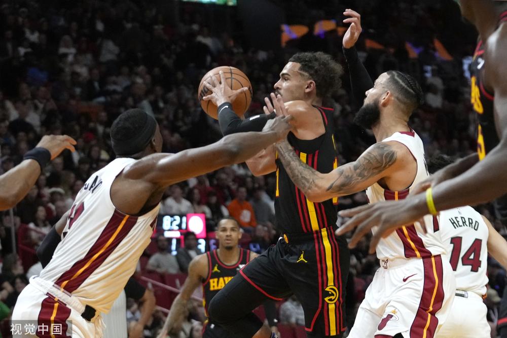 以己之力突 以己之力突